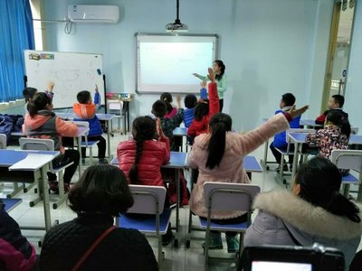 晉城市昂立教育咨詢 助力學(xué)子成長(zhǎng)，點(diǎn)亮未來(lái)之路